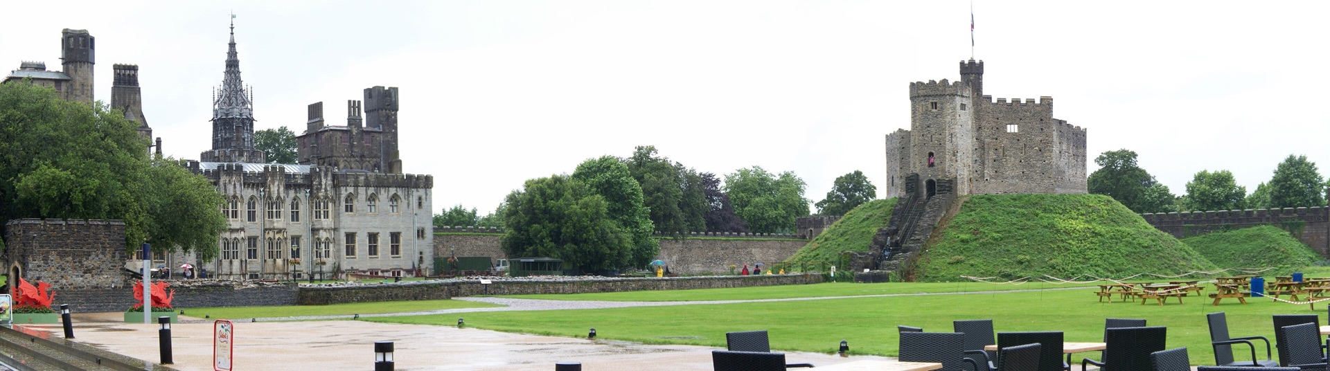 Panoramic view of Cardiff Castle